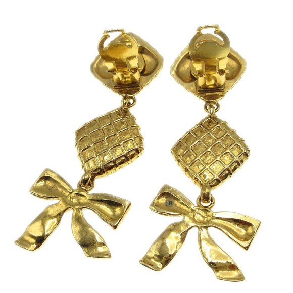 Authentic CHANEL CC Quilted Dangle Bow Motif Earrings Gold-plated Clip-On France - Picture 1 of 5